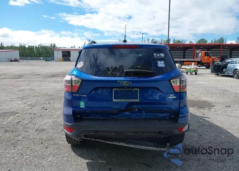 2017 Ford Escape Se z USA, uszkodzony, nr VIN 1FMCU0GD5HUC43782